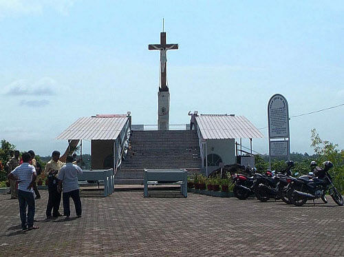 A cathedral premises and a Catholic school where people had gathered for a religious convention were vandalised allegedly by Hindu activists at Jabalpur in Madhya Pradesh, the second incident to come to light after yesterday's attack on a church in neighbouring Maharashtra, drawing outrage from the Christian community. File photo-  DH