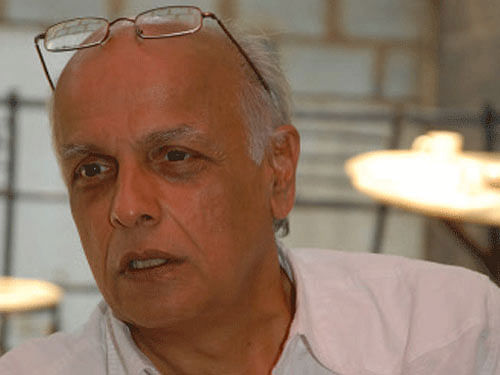Filmmaker Mahesh Bhatt has thanked the Pakistan government for giving clearance to visa issued to all Indian groups set to travel to Karachi for the International Theatre Festival. DH file photo