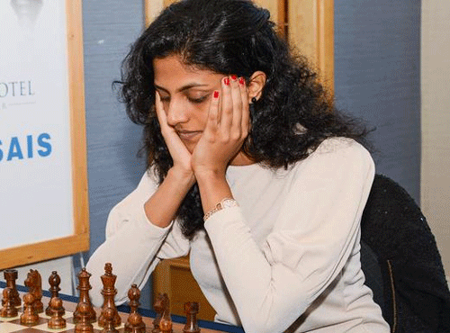 Grandmaster Dronavalli Harika defeated American Irina Krush in the rapid tie-break games to seal a place in the last 16 stage of the World Women's Chess Championship here. Facebook