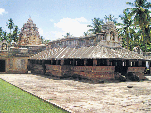 DIVINE AND ARTISTIC Madhukeshwara Temple in Banavasi