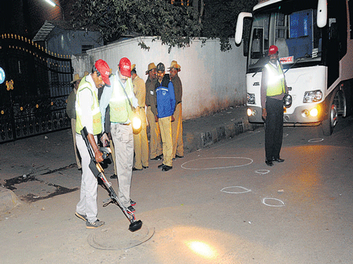 Police inspect the Church Street blast site. DH&#8200;File Photo