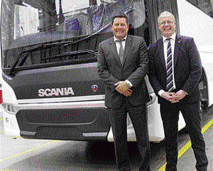 Anders Grundstrommer (left) and Martin Lundstedt at the Scania plant. DH&#8200;Photo