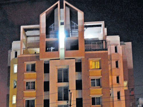 The Poorva Sunshine apartments on Sarjapur Road, where 10-year-old Siddharth drowned in a pool. DH PHOTO