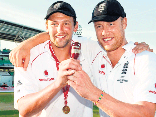 sweet memories Steve Harmison (left) with Andrew Flintoff after England's Ashes success in 2005. afp