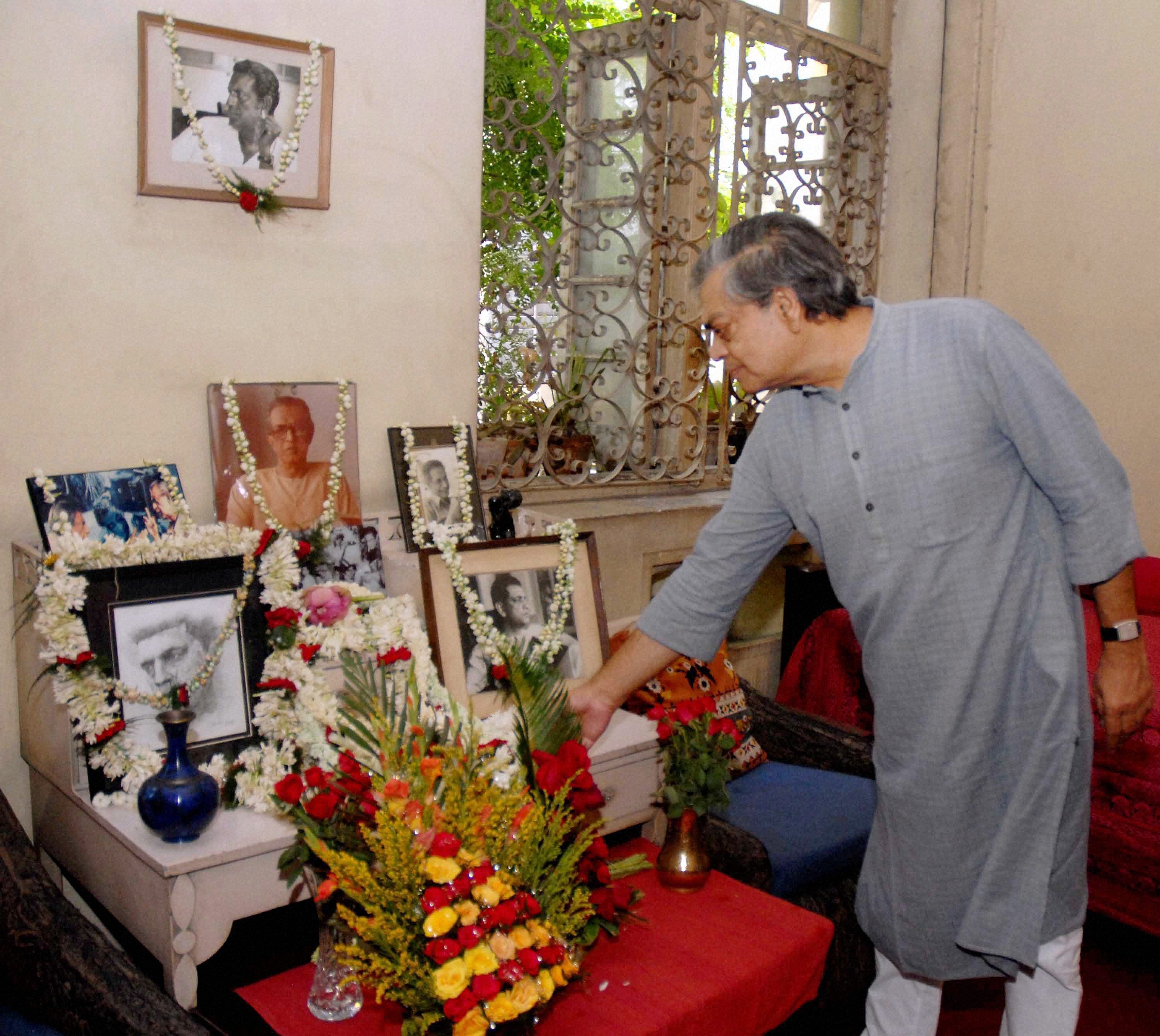 Kolkata celebrates Satyajit Ray's 94th birth anniversary. File PTI Image