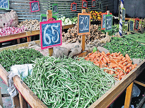 Retailers attribute the spurt in prices to farmers selling the produce at high rates to wholesale dealers. DH&#8200;photo