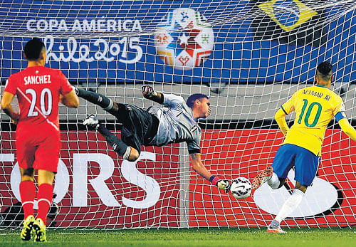 no stopping that: Brazil's Neymar scores past Peru goalkeeper Pedro Gallese during their Copa America tie on Sunday. reuters