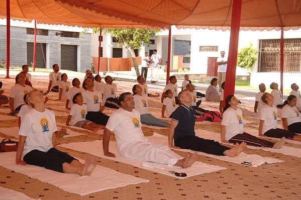 Yoga Day in Pak confined to Indian High Commission premises