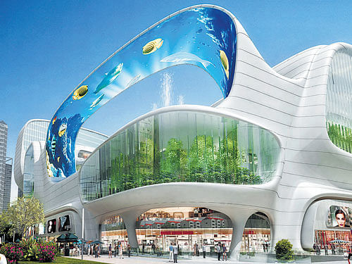 Unusual shopping mall in China
