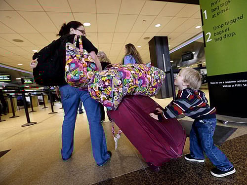 No more free checkin baggage if airlines have their way