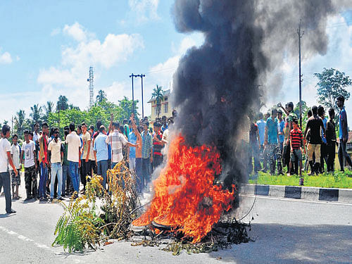 Assam's Tihu town witnessed violence during a mass protest by All Assam Students' Union. UJJAL DEB