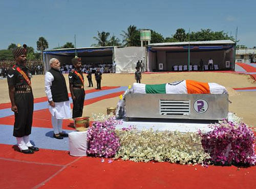 PM pays homage to former President APJ Abdul Kalam at burial site, Rameswaram. Twitter Image