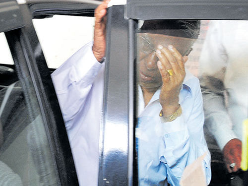 WORRIED BDFA Secretary ST Bhoopal is being taken to the city civil court on Saturday. DH PHOTO