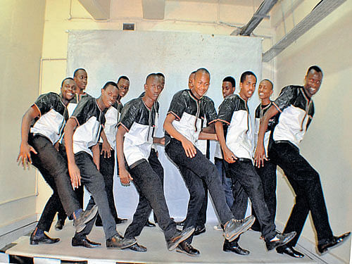 SYNCHRONISED&#8200;SINGING The 'Kenyan Boys Choir'.