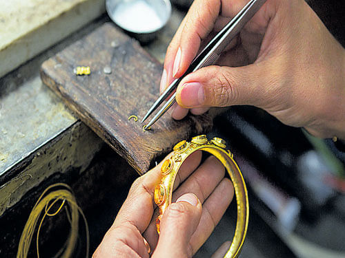 Crafting a career in jewellery design