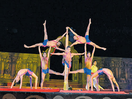 Fate Fighters perform Mallkhamb during a stage show. (Right) Gyana Ranjan Mohanty.