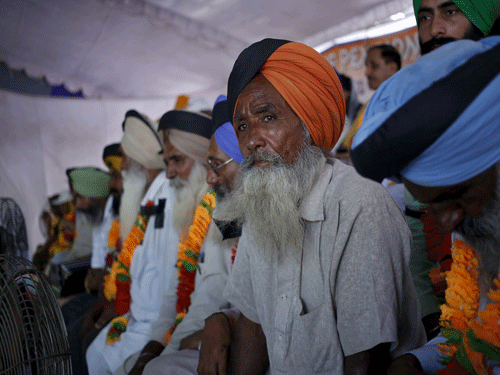 Various ex-servicemen groups have come under the common banner of United Front of Ex-Servicemen Movement (UFESM) and have been leading a series of protest across the country for the last nearly three months demanding implementation of OROP. Reuters File Photo.