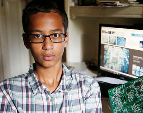 Obama congratulated 14-year-old Ahmed Mohamed on his skills and issued a presidential invitation, in what amounts to a pointed rebuke to school and police officials who precipitated his arrest. photo courtesy: twitter