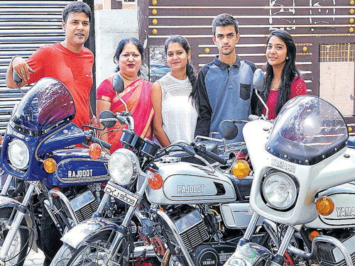 Vishal, Usha, Anchal, Nishesh and Shivani with their fleet of classic bikes. DH Photos by Srikanta Sharma R