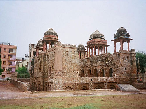 Jahaz Mahal from Hauz-i-Shamsi, Mehrauli, Image courtesy:Wiki