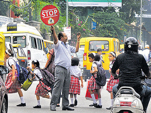 The Karnataka State Minorities Educational Institutions Managements Federation and others have filed a petition, seeking clarity on the guidelines for safety of schoolchildren as there were conflicting guidelines by different departments. DH File photo