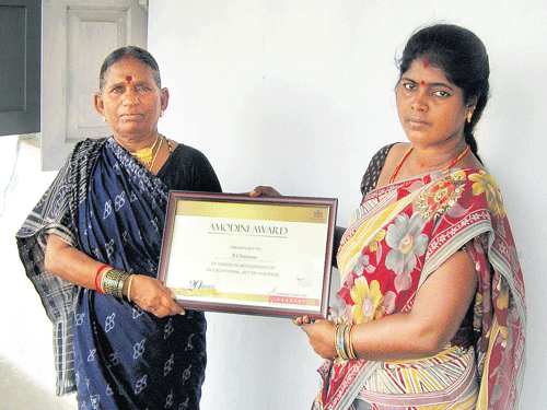 Chittiamma with an associate, M Parvati (right), who works as one of the directors and master trainer at the Samudram.