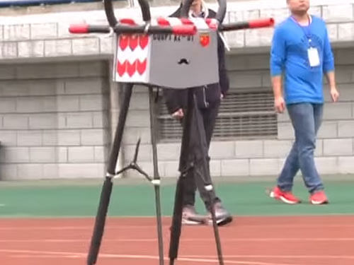 Four-legged robot 'Xingzhe No 1', made by a research team in southwest China's Chongqing University of Posts and Telecommunications, circled an indoor track from October 24 to 27, taking 340,000 steps before it had to stop and recharge. Screengrab