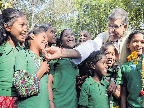 Child Right activist Kailash Satyarthi interacts with children of Spoorthi Trust at the Press Club in Bengaluru on Friday. DH&#8200;Photo/ AB