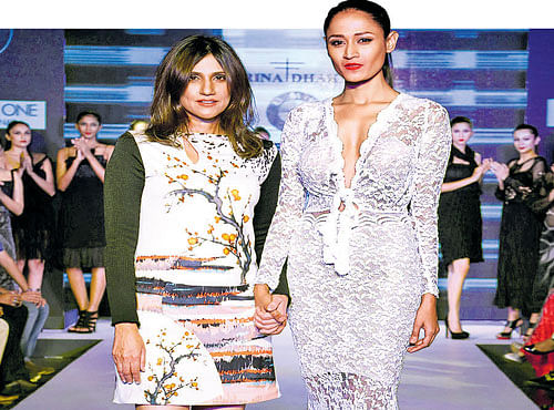 CHIC Rina Dhaka with models displaying her collection