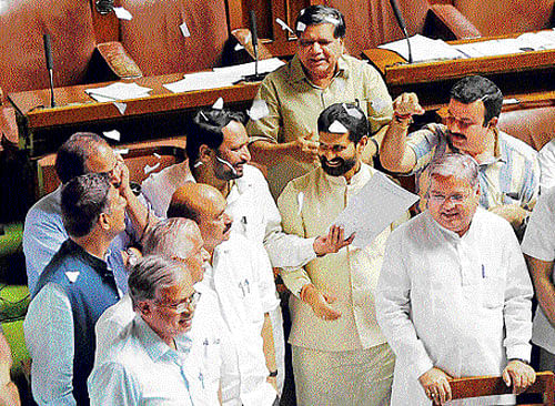 BJP members in the Karnataka Assembly. DH file photo