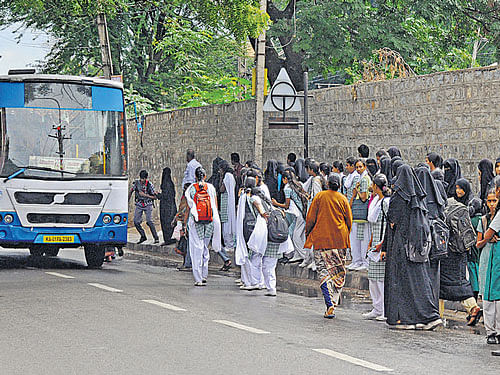 The Bangalore Metropolitan Transport Corporation (BMTC) is planning to construct as many as 2,260 shelters across the City in the next few months. DH file photo