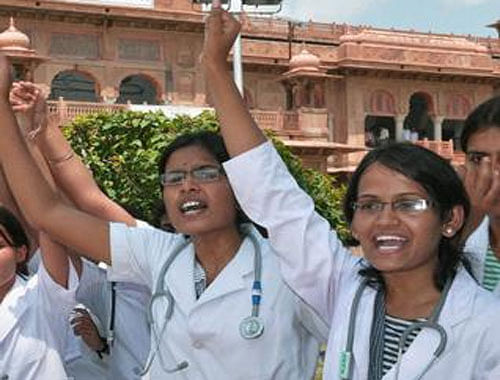 An association of resident doctors has opposed the seventh pay commission's proposal to reduce non-practicing allowance (NPA), which, it said, may lead to exodus of doctors from government hospitals to private set ups. PTI photo for representation only