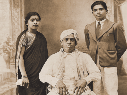 Anandi and Sadanand with (sitting) Sadashiva Bhat.