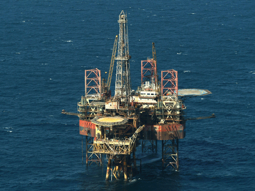 The report said that the rigs that ONGC owned performed poorly compared with the hired rigs. DH file photo