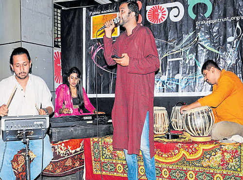 IN SYNC Artistes performing at KH Kalasoudha.