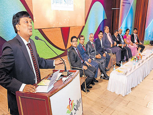 Institute of Chartered Accountants of India (ICAI) President  K Raghu inaugurates 'Jnana Sathra' Students National  Conclave organised by the Board of Studies of the institute  at Dr TMA Pai International Convention Centre in Mangaluru  recently. DH photo