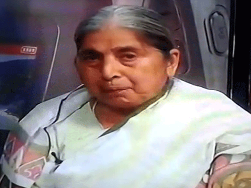 BJP former national vice president Laxmi Kanta Chawla. Screen grab.