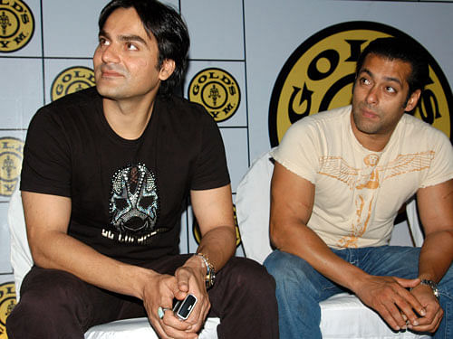 Bollywood actors Salman Khan and brother Arbaaz Khan. DH file photo