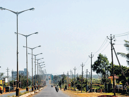 BBMP was given a set of recommendations: Survey the unlit stretch of 1,151 km; instal new streetlights where there are none and take up maintenance of those with  insufficient lux