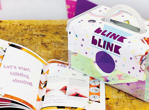 Blink blink creative circuit kits