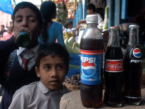 The main culprits of sugar are soft drinks, biscuits, buns, cakes, breakfast cereals, confectionery, fruit juices, pastries and puddings. DH File photo for representation purpose only
