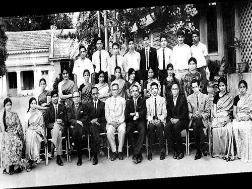(From left, sitting) N Shakuntala, SV Umadevi, TG Pandian, MD Parthasarathy, Kadam, RR Umarji, Kuchela, Pampapathi Rao, Ramakrishnaiyer, Rehman, Mary Magdalein and Parimalamma. (Standing first row) Saroja, Savithri, the author, Geethabai, Sharada, Nagamma, Vijayalakshmi, Prabha and Nasreen Banu. (Standing second row) Prahaladarao, Subramanian, Cherian, Narayanaswamy, Shailendra, Riazuddin, Ravichandra Reddy and Keshavamurty.
