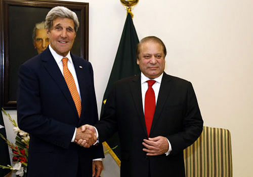 US Secretary of State John Kerry and Prime Minister Nawaz Sharif. Reuters file photo