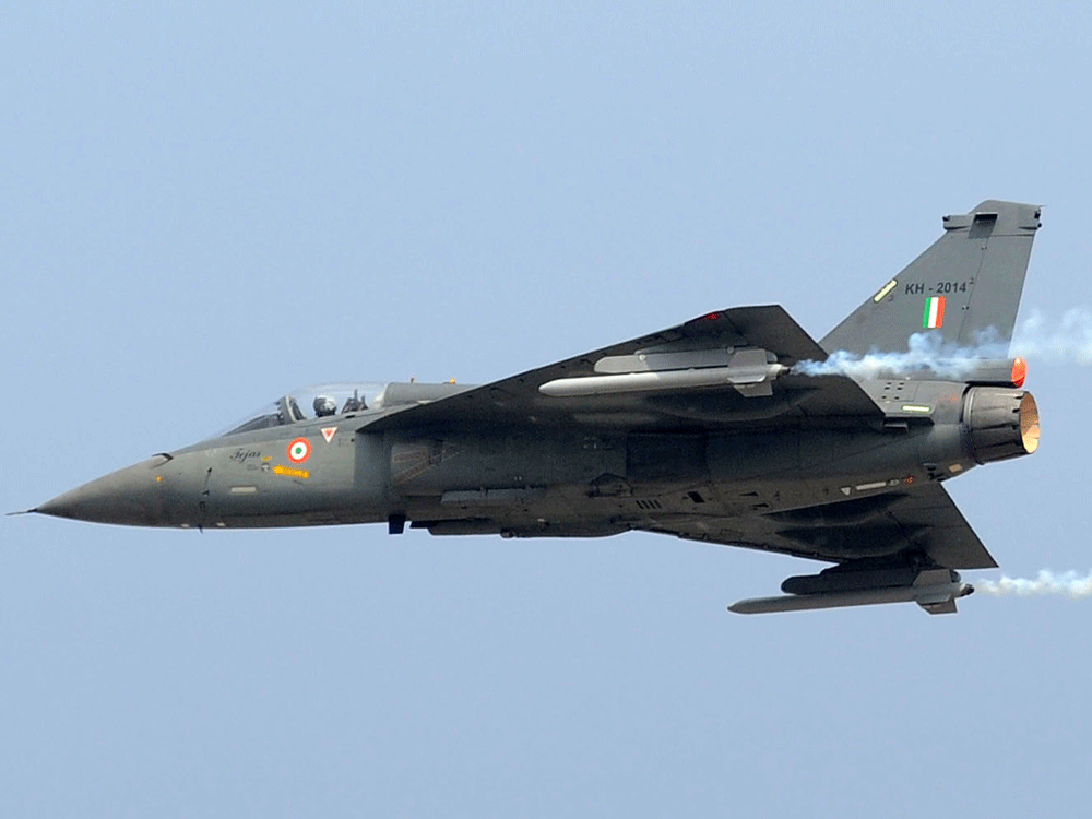 In addition to Tejas, DRDO is also showcasing other indigenously developed defence systems to display the nation's prowess in the area of advanced defence technologies with the aim of exploring the potential for export of defence systems and equipment, it added. DH file photo