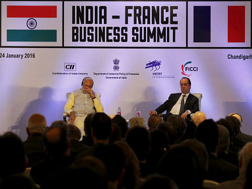 French President Francois Hollande and Prime Minister Narendra Modi attend the India-France Business Summit in Chandigarh. Reuters