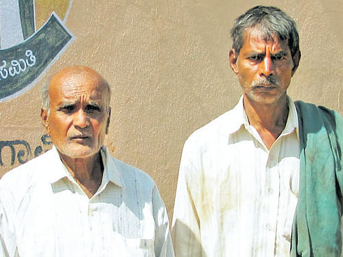 Ningappa Dalwai and Suresh Annacharti, who were released from the Hindalga jail in Belagavi on Tuesday, have been housed at the rehabilitation centre for the homeless as none of their family members came to receive them. DH photo