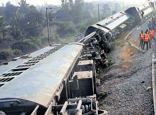 The Kanyakumari-Bengaluru City Express which derailed on Friday near Vellore in Tamil Nadu. DH PHOTO