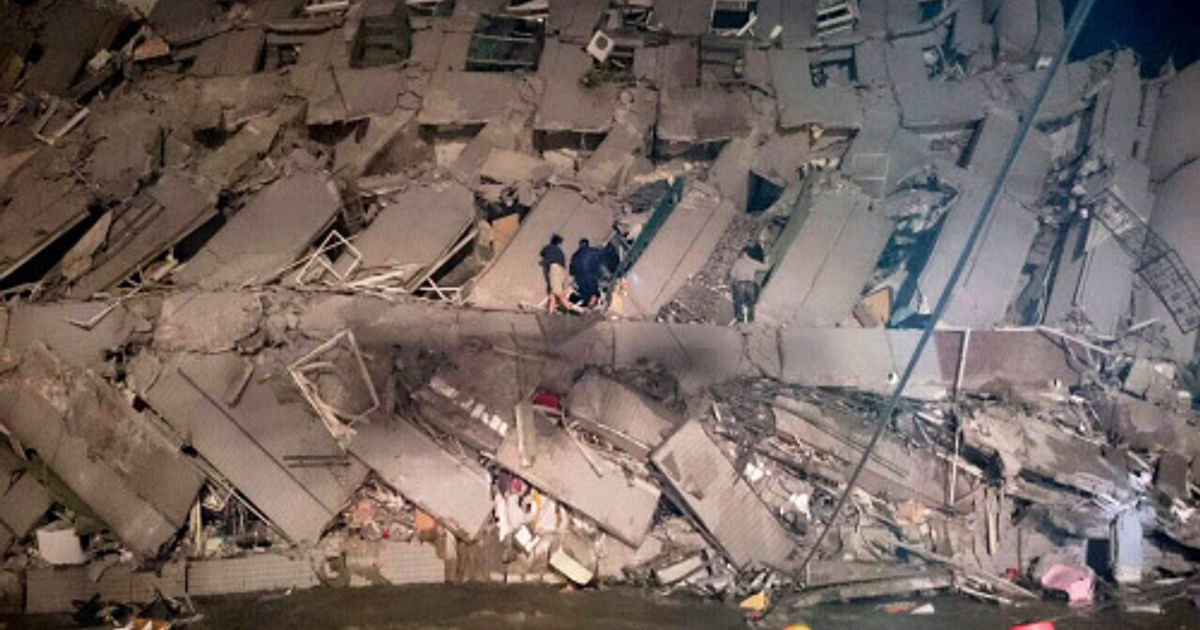Over 100 Missing 13 Dead As Strong Quake Rattles Taiwan 
