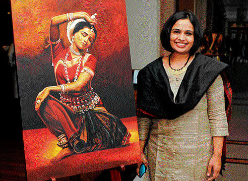 Srikala Reddy with her painting. DH PHOTOS&#8200;BY&#8200;KISHOR&#8200;KUMAR&#8200;BOLAR