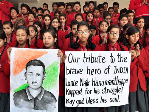 Leaders cutting across party lines paid homage to braveheart Lance Naik Hanamanthappa Koppad who died today, three days after being miraculously rescued from beneath tonnes of snow in Siachen Glacier, with Prime Minister Narendra Modi saying the soldier in him would remain 'immortal'.
